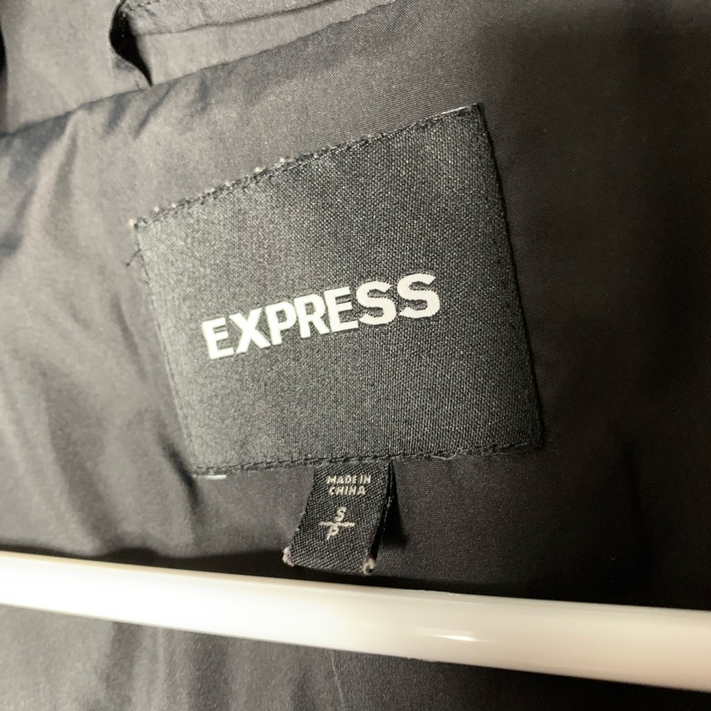 Express Puffer - Picture 3 of 5